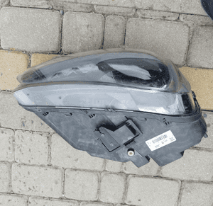 LAMPA  EUROPA  przód citroen berlingo 3 III 2