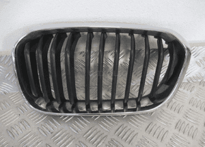 Grill gril atrapa nerka lewa bmw 1 F20 lift 2015-2019 1