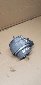 Łapa poduszka silnika Audi A6 C6 2.7 TDI 4F0199382D 3