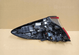 Lampa prawa tylna prawy tył toyota chr ch-r lift 19- 3