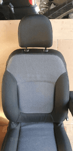 Fotel pasażera prawy przód Renault Trafic III Vivaro B 14- 2