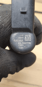 Wtrysk wtryskiwacz paliwa Skoda Rapid 1.6 TDI 03L130277B 14