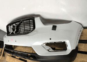 Zderzak przód przedni volvo XC40 2017-  spoiler dół grill atrapa cały 3