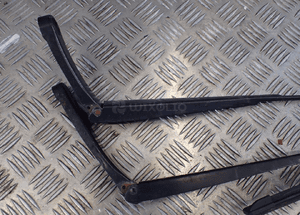 RAMIONA WYCIERACZEK VW GOLF V RADOM 2