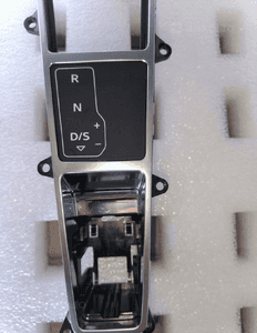 Panel gałka zmiany biegów Audi OE 4K1713111B 2