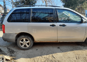 Mazda MPV 99-06  Drzwi prawe tylne tył w kolor 18G 22V 2