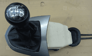 Peugeot 308 T7 1.6 VTi lewarek wybierak linki zmiany biegów 08-12 1