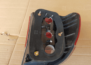 lampa prawa tył bmw e 39 kombi lift w błotnik 2