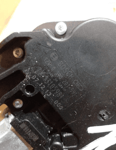 SILNICZEK WYCIERACZKI TYŁ OPEL ASTRA H KOMBI EUROPA 0390201591 2