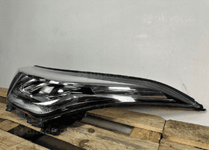 Lampa przod przednia lewa toyota chr c-hr lift fl full led 81150-F4180-00 3