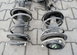 Subaru Legacy IV Outbeck   2.0 mcpherson przod przedni  prawy lewy 2