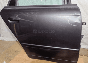 Drzwi prawy tył audi A4 B7 avant 3