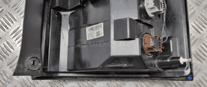 Land rover discovery lampa lewa tył tylna EH22-13405-AA 11