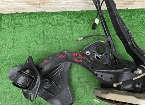 ZWROTNICA WAHACZ BMW 2 U06 6894207 2