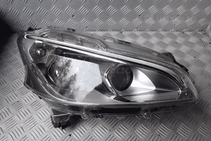 Lampa lewy / prawy przód peugeot 208 lift 9810601980 / 9810602280 uk 2