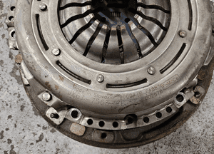 Koło dwumasowe sprzegło docisk tarcza ford transit connect MK2 ii lift 1.5TDCI 4