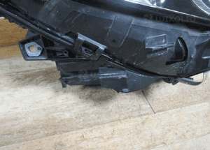 Lampa przednia przód prawa mercedes b-klasa W246 lift full led 2014-2018 10