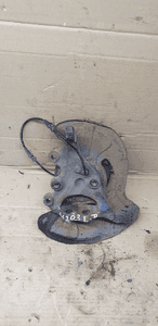 Zwrotnica lewy przód przednia lewa Mercedes W209 W203 4