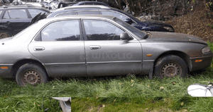Mazda 626 GE Sedan Klapa tylna tył w kolor 4