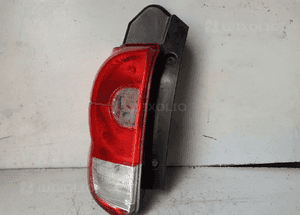 Colt vi lift lampa tylna lewa tył 1