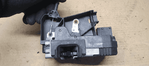 Zamek drzwi prawy przód przedni prawy Renault Trafic II Vivaro Primastar 8200042171 91166234 2