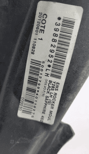 VOLVO V70 III LISTWA PROGOWA LEWA 39882952 9