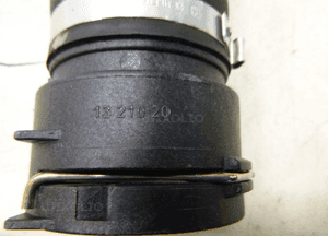 Jaguar xe X760 2.0 d rura wąż przewód wody orygina 6
