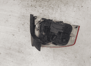 Lampa tylna prawa tył prawo audi A4 B7 sedan 6