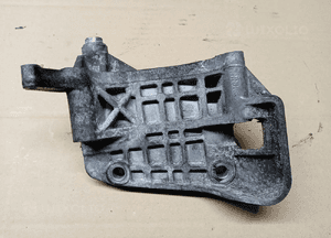Podstawa łapa alternatora Audi Q5 3.0 TDI CTB 059903143AJ 3
