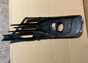 Audi A6 C7 lift kratka zderzaka prawa 15- 2