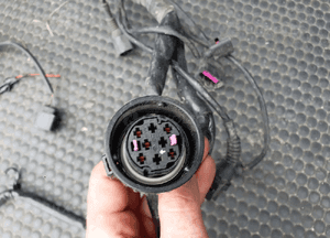 Wiazka 8E1971072 MM Instalacja Silnika 1.9 TDI AVB 101 KM Europa Manual Audi A4 B6 30