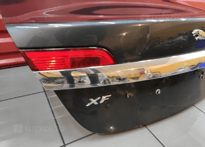 Jaguar xf X250 klapa bagażnika pel tył tylna kompletna lampa blenda igła 2