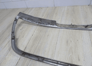 Peugeot 208 atrapa listwa chrom zderzak przód 9810530077 9