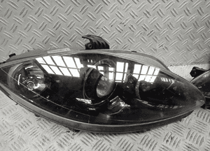 Lampy xenon seat altea prawa lewa komplet 3