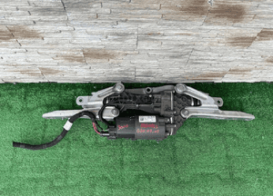 AKTUATOR SIŁOWNIK HSR BMW X7 G07 7 G70 XM G09 8850563 1