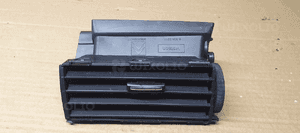 Kratka nawiewu powietrza środkowa Citroen C5 III 9682533477 1