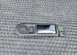 Klamka Wewnetrzna Glosnik Drzwi Oslona Kratka Maskownica Głosnika VW Golf IV 4 Passat B5 23