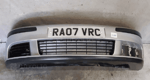 Zderzak przód przedni do vw volkswagen golf v 5 LA7W 1