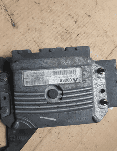 Sterownik silnika komputer renault scenic ii 1.6 benzyna 8200298457 1