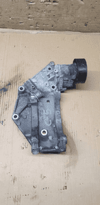 Podstawa łapa alternatora Citroen C5 III 2.0 HDI 9682367380 1