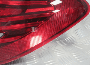Lampa tylna tył prawa mercedes c-klasa W205 S205 kombi led lift 2018-2021 5