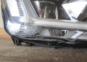 Lampa przednia przód prawa audi Q2 full led 2016-2020 8