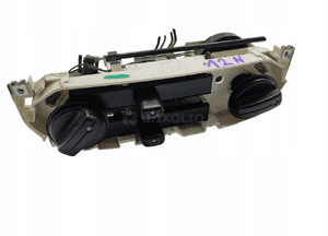 PANEL NAWIEWU NADMUCHU REGULACJI TEMPERATURY LAND ROVER DEFENDER 1999-2014 1