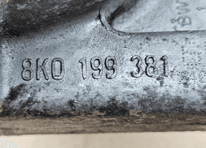 Audi A4 B8 1.8 poduszka silnika pod silnik 8K0199381 3