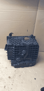 Podstawa akumulatora Opel Vivaro B Trafic III 244465670R 244970004R 4