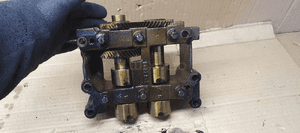 Wałki balansujące BMW 3 E46 1.9 M43 1433547 1433546 4