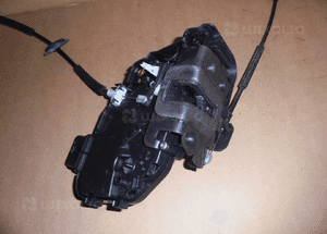 Zamek drzwi prawy przod land rover discovery iii 3 2