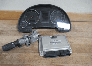 Zestaw startowy komputer audi A4 B6 2.5TDI 163KM automat 1