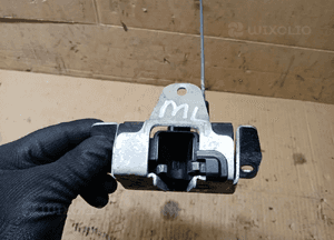 Zamek klapy bagażnika Mercedes ML W163 A1637400235 2