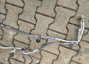 Fiat Grande Punto  1.2  1.4 8V rurka przewód klimatyzacji 14